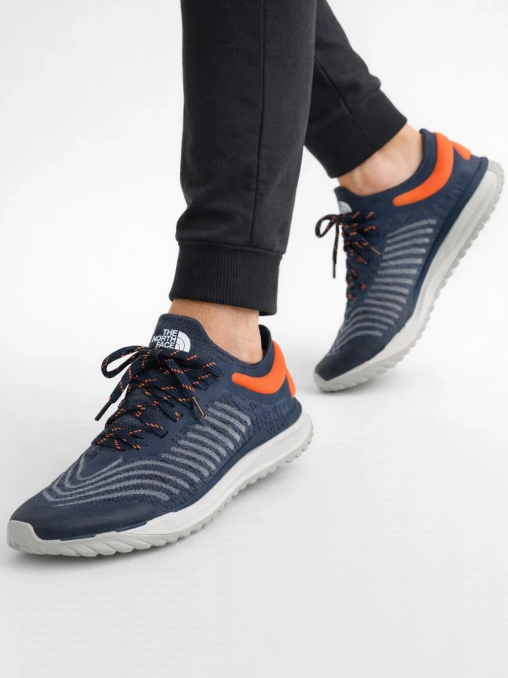 The North Face Vectiv Escape Knit Sneakers Trail Running Shoes Men's Size 11.5